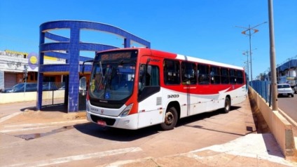 Vereador Dr. Lívio Leite, presidente da CPI do Transporte, recebeu hoje ofício do Consórcio Guaicurus confirmando contratação do seguro obrigatório para passageiros.