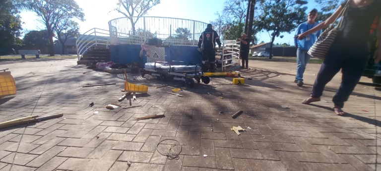 Morador em situação de rua é brutalmente espancado na Praça do Alvorada em Três Lagoas