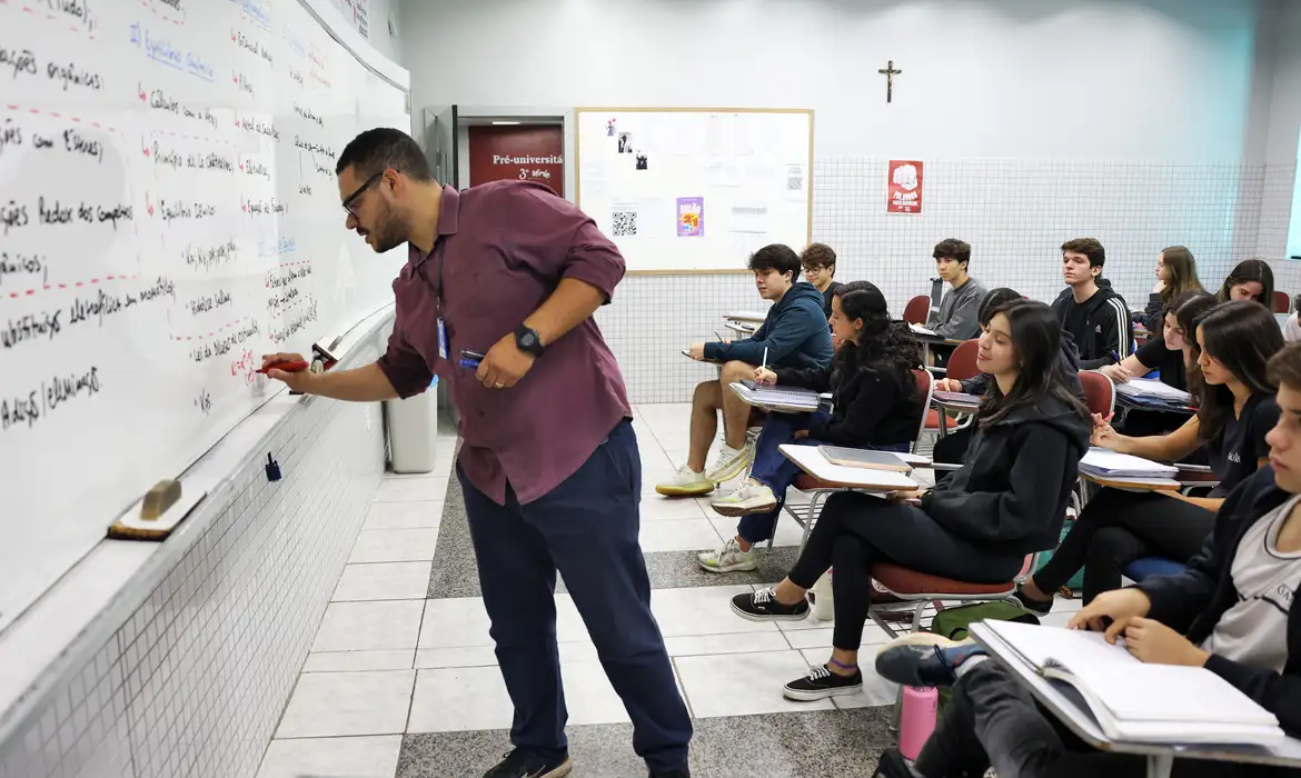 De acordo com o edital o procedimento deve feito diretamente no Portal Único de Acesso ao Ensino Superior, com login pelo portal Gov.Br. Foto: Reprodução/Agência Brasil.