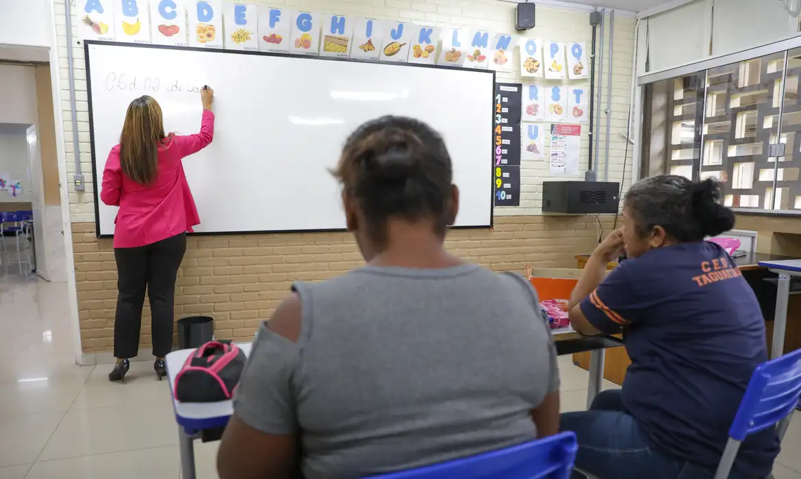 De acordo com o Instituto Nacional de Estudos e Pesquisas Educacionais Anísio Teixeira (Inep), a ampliação do prazo visa a atender os participantes não isentos. Foto: Reprodução/Agência Brasil.