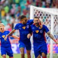 Rodada 18 do Brasileirão 2025 tem empates, viradas e vitórias fora de casa que mexeram na tabela.