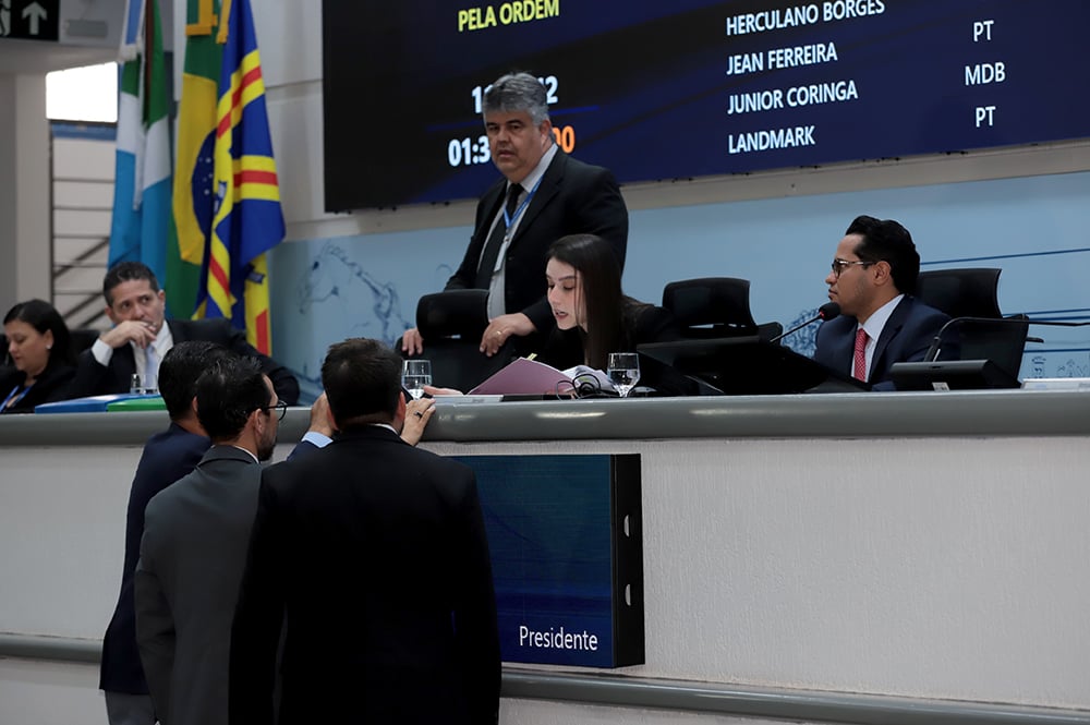 Sessão tem início às 9 horas (Foto: Reprodução/ Câmara)