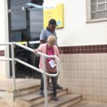 Aposentados do INSS buscam atendimento pelos correios
