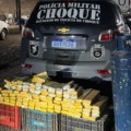 Recipientes escondiam cerca de 120 tabletes de maconha - Foto: Reprodução/ Choque