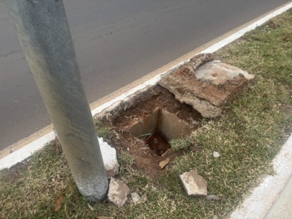 Prefeitura promete solução emergencial contra furtos de fios elétricos na avenida Clodoaldo Garcia