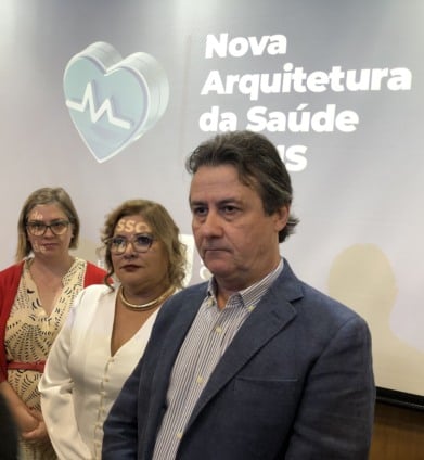 Maurício Simões durante coletiva de imprensa nesta sexta-feira - Foto: Fernando de Carvalho/Portal RCN67