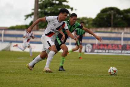 Instituto Ismaily e Náutico decidiram a competição em 2024, com o título ficando com o time de Ivinhema - Foto: FFMS