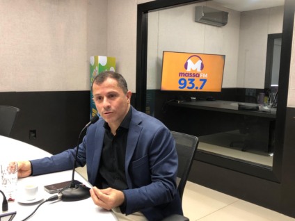 João Jackson nos estúdios da Massa FM Campo Grande - Foto: Fernando de Carvalho/Portal RCN67