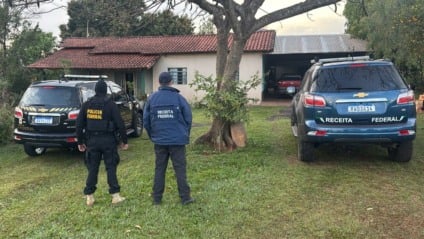 As investigações começaram há dois anos após a apreensão de mercadorias irregulares em um caminhão tombado na BR-267, em Nova Alvorada do Sul (Foto: Reprodução/ RF)