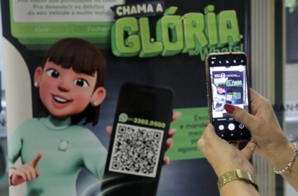 Glória, que já atende motoristas 24 horas, agora envia alertas sobre prazos de licenciamento e infrações - Foto: Rachid Waqued/Detran-MS