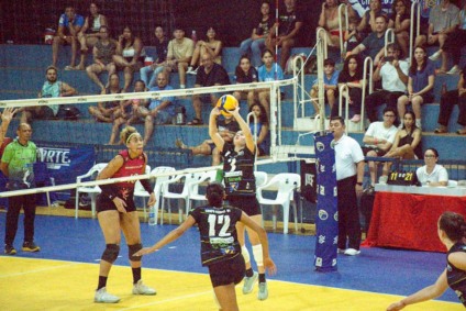 Campo Grande Vôlei enfrenta times de quatro estados em busca da classificação - Reprodução/Fundesporte