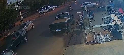 Acidente de trânsito deixa motociclista ferido no bairro Vila Haro em Três Lagoas