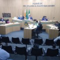 Sessão desta segunda-feira teve quase oito horas e meia de duração (Foto: Mauro Silva/Cultura FM)