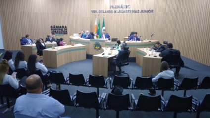 Sessão desta segunda-feira teve quase oito horas e meia de duração (Foto: Mauro Silva/Cultura FM)