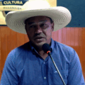 Maurício Bugrão nos estúdios da Rádio Cultura FM Paranaíba 106.3MHz - Foto: Cultura FM
