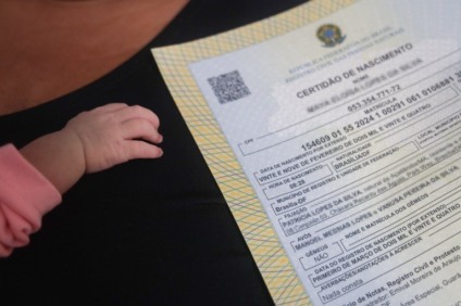 Dados do Censo 2022 mostram que, 99,3% das crianças com até 5 anos de idade tinham registro de nascimento em cartório - Foto: Reprodução/ Agência Gov