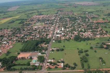 Oito vagas estão abertas para diferentes níveis de escolaridade e salários de até R$ 6,1 mil - Foto: Reprodução/Prefeitura de Batayporã