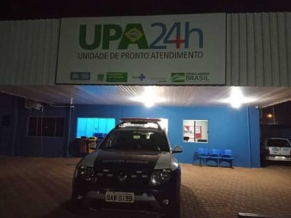 Mulher bêbada tenta agredir moradores e acaba presa no bairro Santos Dumont Mulher bêbada tenta agredir moradores e acaba presa no bairro Santos Dumont