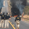 Carretas em chamas interditam a BR-163 em Nova Alvorada do Sul