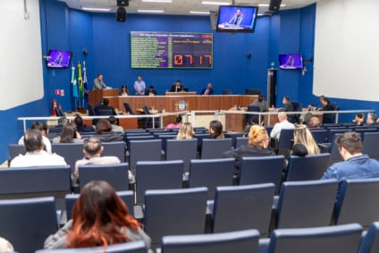 Câmara Municipal celebra 110 anos com entrega de comendas a 45 personalidades