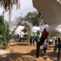 Lago foi substituído por um gramado para evitar a proliferação do mosquito da dengue na região (Foto: Karina Anunciato/ Massa CG)