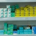 Medicamentos estão entre as principais causas de internações por envenenamento no Brasil - Foto: Divulgação/Abramede