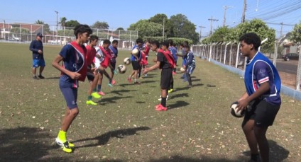 Equipes sub-14 e sub-16 de Três Lagoas estreiam no sábado em campeonato de futebol