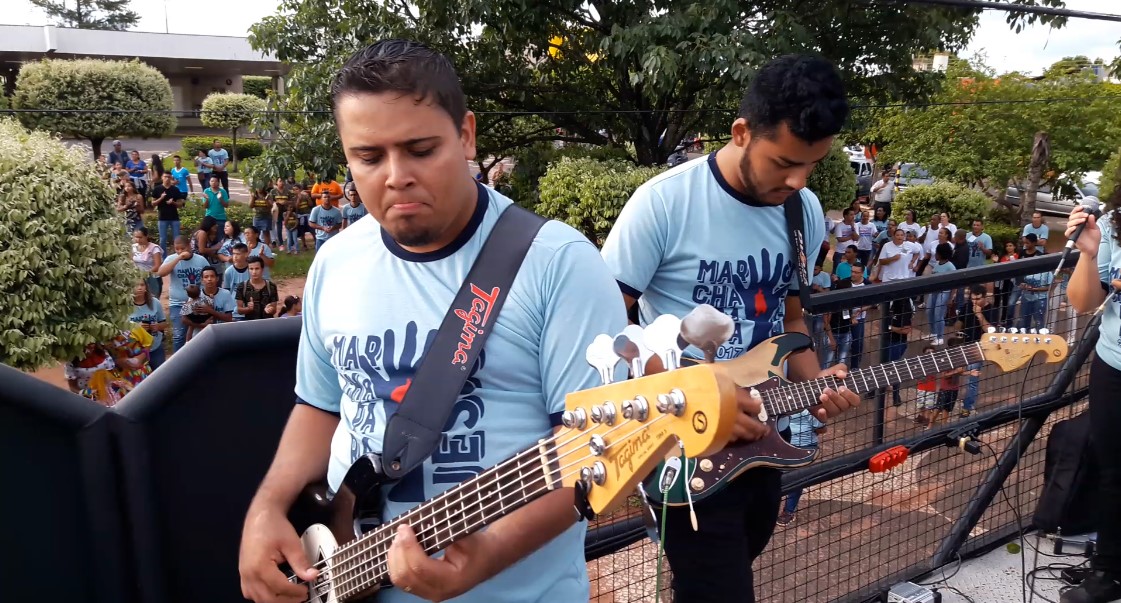 A semana de louvor já se inicia nesta segunda (8), terça (9) e quarta-feira (10), com um festival de música gospel, no qual algumas igrejas participaram de um "torneio" para se apresentarem nos eventos dos dias 12 e 13. Foto: Reprodução/TVC HD.