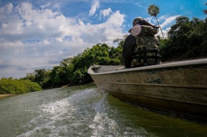 Patrulhamento fluvial foi realizado em áreas da bacia do paraguai - Foto: Divulgação/PMA