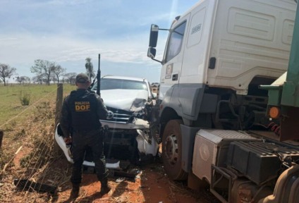 O material apreendido, avaliado em aproximadamente R$ 4,3 milhões, foi encaminhado à Delegacia da Polícia Civil de Itaquirai. (Foto: Divulgação/DOF)
