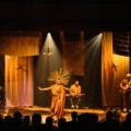 Silveira performando AfroAfetos em 10 de abril deste ano, no Sesc Teatro Prosa - Foto: Reprodução/ Bre Aragão PH