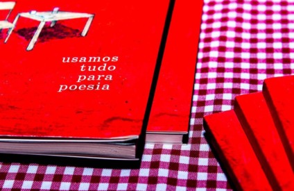 Primeiro lançamento da Hámor Edições, "Usamos tudo para poesia", de 2022 - Foto: Reprodução/ Ana Laura Menegat