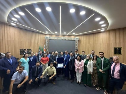Ex-governador Reinaldo e deputado Gerson Claro, estão entre os agraciados com o Título de Cidadão Aparecidense (Foto: Graziella Dias/Assessoria) 