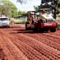 Obras de pavimentação são retomadas no bairro Vila Alegre