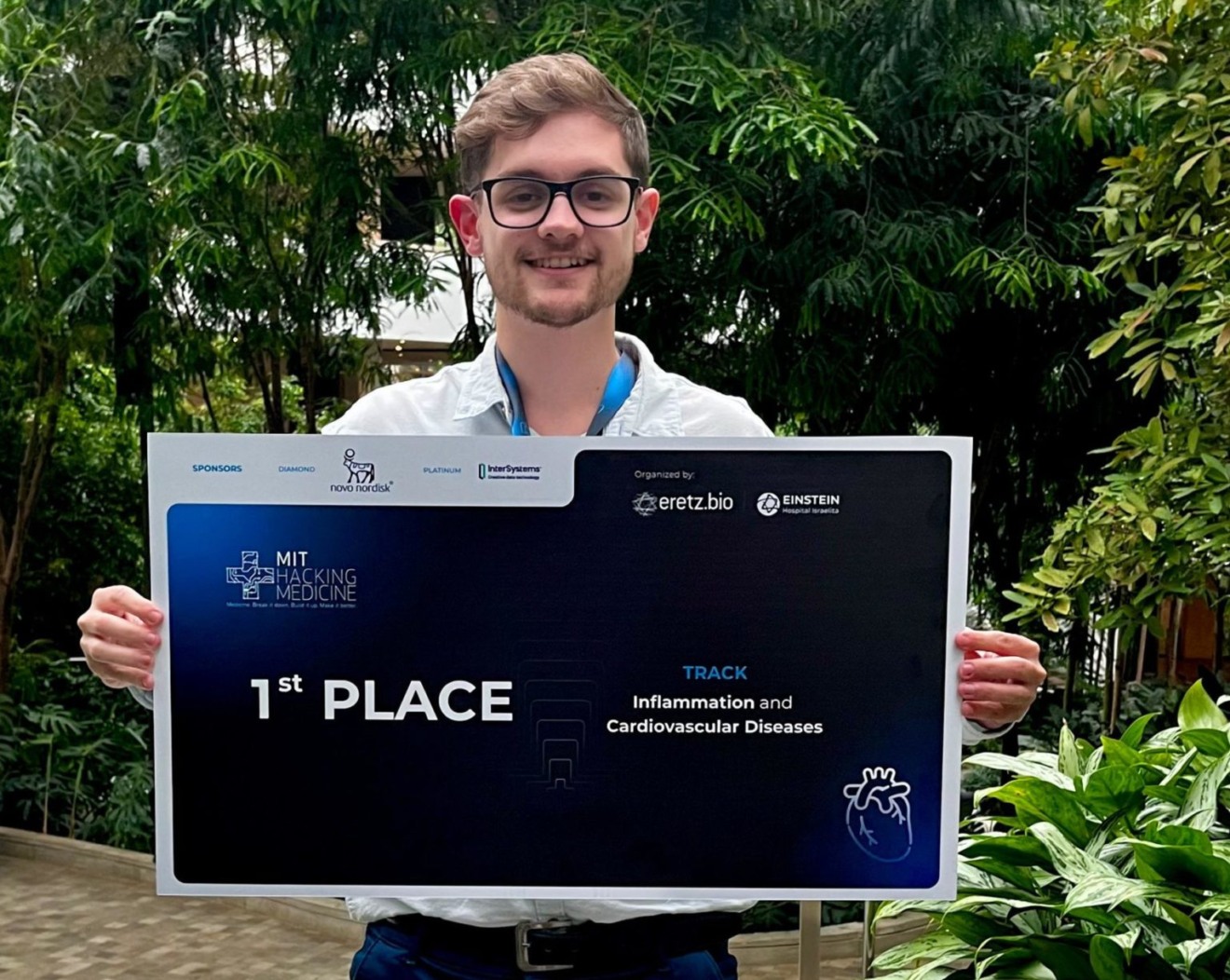 O estudante do quinto ano do curso de Medicina, do campus da Universidade Federal de Mato Grosso do Sul (UFMS) de Três Lagoas, Léo Morato foi selecionado para participar do MIT Hacking Medicine e teve sua ideia escolhida como a vencedora em uma das categorias. Foto: Divulgação/UFMS.