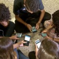 Pediatras alertam para aumento de autoagressão entre adolescentes