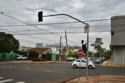 Sinalização busca organizar o tráfego em trecho movimentado do Centro - Foto: Divulgação/Prefeitura de CG