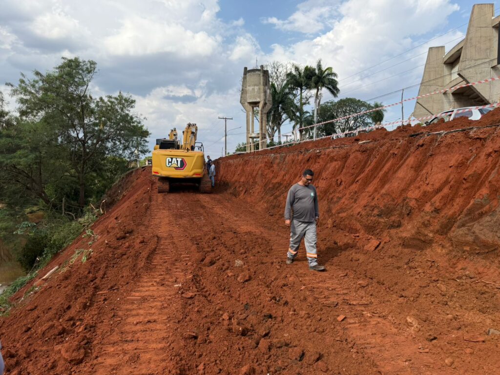 Intervenção começou próximo ao Guanandizão - Foto: Divulgação/Prefeitura de CG