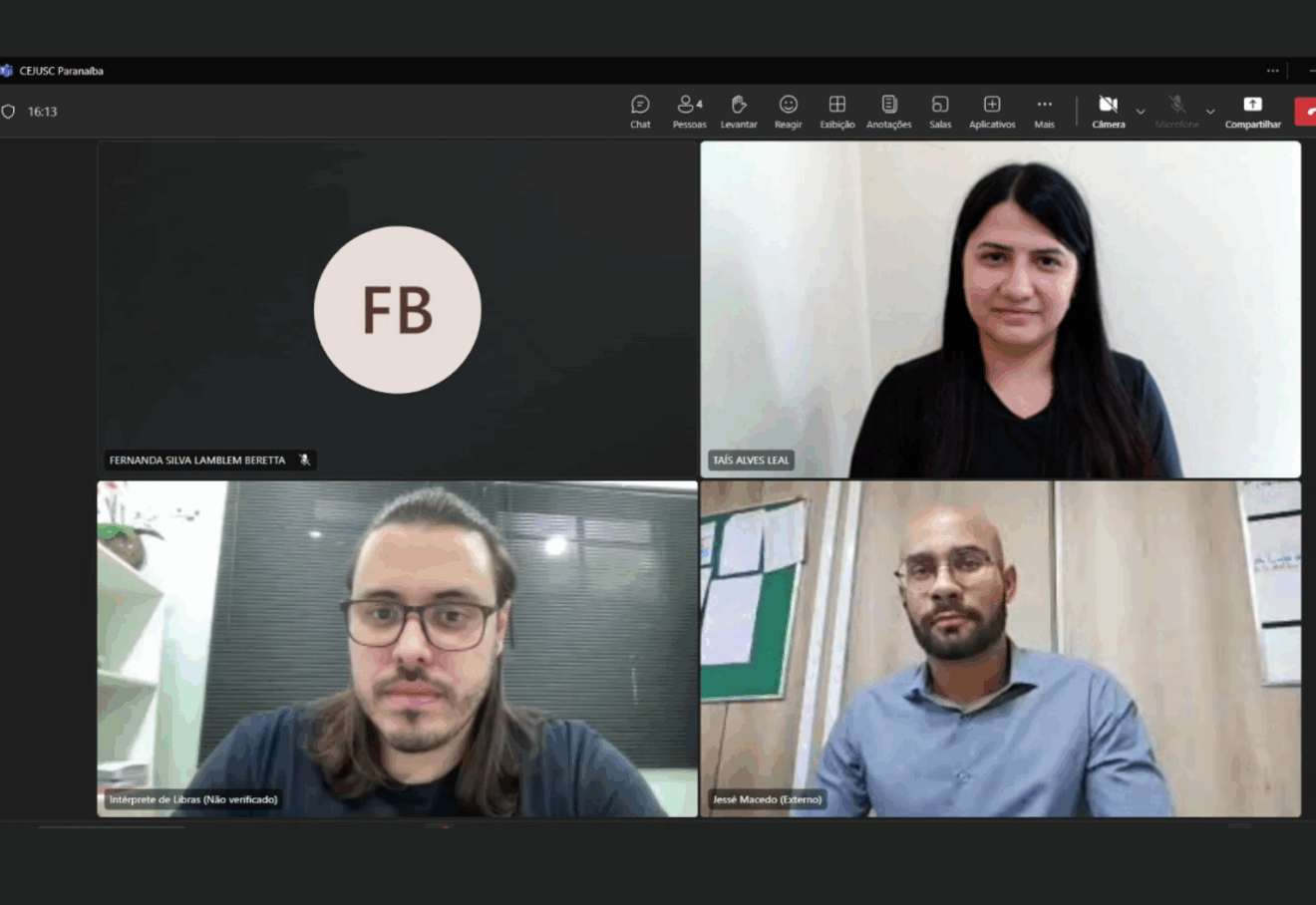 A audiência aconteceu em 1º de setembro, com a presença da mediadora judicial Taís Alves Leal, dos intérpretes Jessé Macedo e Bruno Ribeiro da Cruz, além das partes envolvidas. 