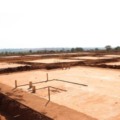 Residencial Costa Leste: obras das bases em andamento; próximo sorteio definirá a casa de cada contemplado.