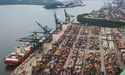 Cerca de 45% da exportação brasileira aos EUA estão fora do tarifaço - Foto: Reprodução/ Agência Brasil