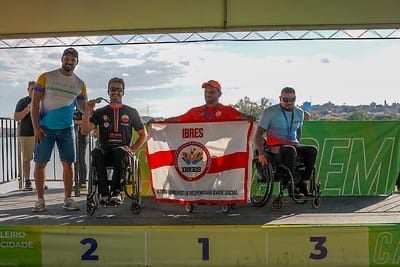 Lucas Ramão me pódio do Campeonato Brasileiro de Canoagem - Foto: Reprodução/ PMCG