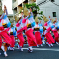 Matsuri Dance é uma dança coletiva, inspirada na tradição do Bon Odori dos festivais japoneses - Reprodução/Getty Images