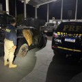 Os dois automóveis possuíam registro de roubo/furto e foram encaminhados à Polícia. (Divulgação)