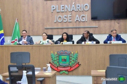 Mesa Diretora conduz 29ª sessão ordinária com votações, homenagem a policial militar e palestra sobre saúde mental no Setembro Amarelo.  