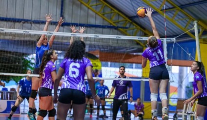 Disputas de vôlei acontece nesta segunda-feira, no "Jorjão" / Foto: PMD/Divulgação