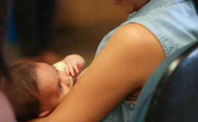 Procedimento deve companhar mãe e bebê desde a admissão até a alta - Reprodução/Agência Brasil