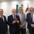 Djailson de Souza com autoridades do judiciário - Foto: Divulgação/TJMS