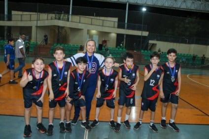 JETs Três-Lagoenses definem campeões do basquete Sub-11 masculino e feminino