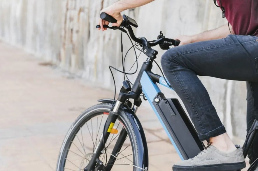 A nova legislação busca organizar o uso de veículos elétricos leves em Paranaíba; especialista alerta que o sucesso da norma depende de uma fiscalização efetiva - Foto/Arquivo